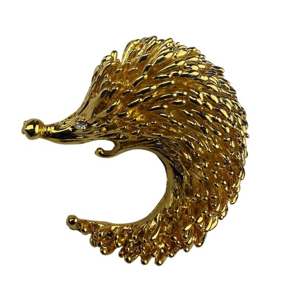 Unknown Jewelry - Vintage Unknown Gold Tone Textured Brooch With Rhinestone Accent Hedgehog Design